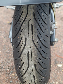 Kawasaki Ninja ZX-10R - 8