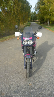 Honda XRV 750 Afrika Twin - 8