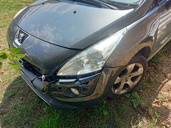 Peugeot 3008 1.6 HDI - 8