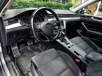 Volkswagen Passat Alltrack 2.0 TDI 4MOTION DSG Business - 8