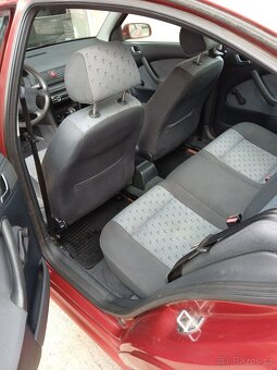 ŠKODA OCTAVIA NÍZKÝ NÁJEZD KRÁSNÝ STAV - 8