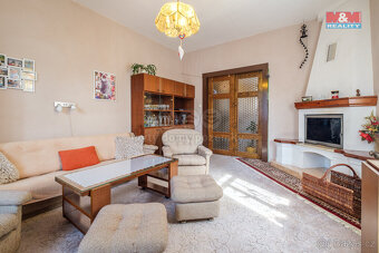 Prodej bytu 4+1, 106 m² + garáž, Kar. Vary, ul. Blahoslavova - 8