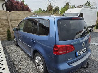 Volkswagen Touran 2.0 TDI 103kW - Klima,Xenony - 8