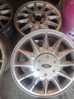 Ford Mondeo, 2,5 benzín, 125kw, rok 2000, GHIA, STK do 04/27 - 8