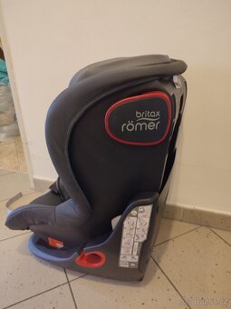 Autosedačka Britax - 8