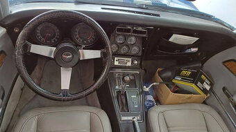 Chevrolet Corvette C3 - 8