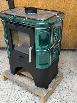 Kachlová krbová kamna 5,5  kW - 8