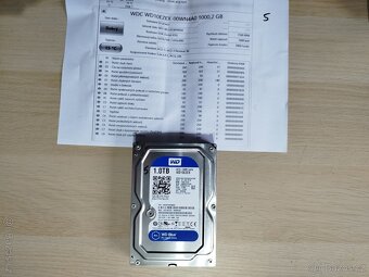SSD SAMSUNG 4 TB(2x),HDD 1 TB(5x),HDD 4 TB(2x) - 8