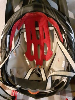 2x Helma Prowell vel M - 8