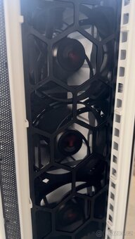 Profesionální pracovní / herní sestava – RTX 5080 - 8
