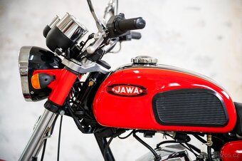 JAWA 250/597 CALIFORNIAN 4T (pouze 10 ks) - 8