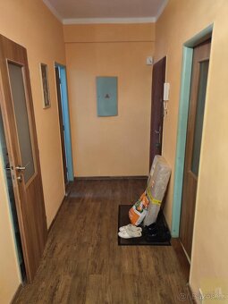 Prodej bytu 3+1/2B 100m2, Jesenice u Prahy - 8