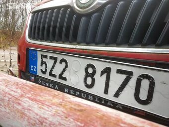 Škoda Fabia II Combi - na díly nebo zástavbu motoru - 8