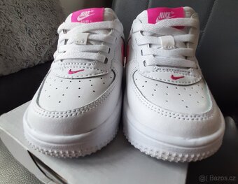 NOVÉ Nike Force 1 low easyon vel. 23 - 8