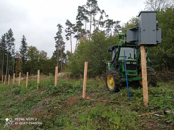 Zatloukač kůlů H225 - 8