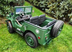 Dětský elektrický vojenský Jeep Willys - 8