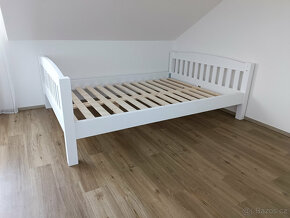 Dětská postel z masivu s odnímatelnými zábranami - 8