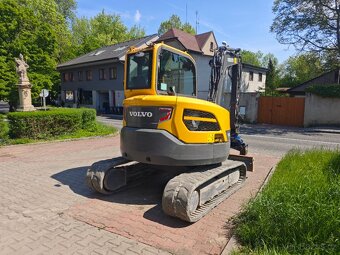 Pásový minibagr Volvo ECR 58D - 8