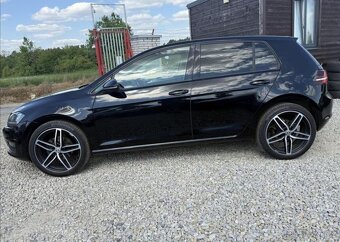Volkswagen Golf TDI DSG F1 81kW XENONY R19 nafta manuál - 8