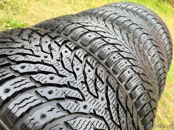 4x Zimní pneu Nokian Hakkapeliitta 9 - 215/60 R16 XL - 90% - 8