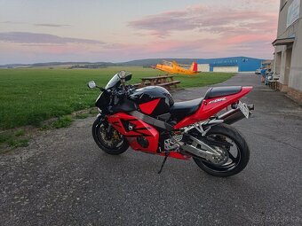 Honda fireblade CBR 954 rr - 8