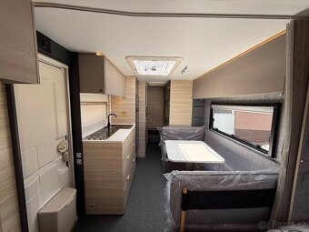 ADRIA ALTEA 552PK EDICE 60Y 2025 AGM BAT. 100Ah POD. TOPENÍ - 8