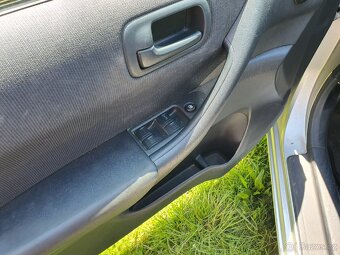 Prodám Honda Civic - 8