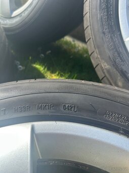 ALU Kola ŠKODA 5x112 R17 TRITON Zánovní Letní Pneu 215/55/17 - 8