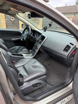 Volvo XC60 - 8