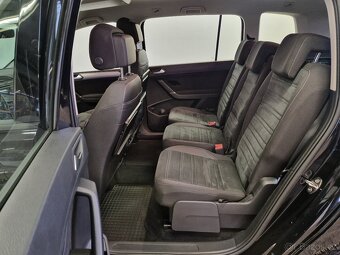 VW Touran 1.6 TDi DSG 85kw-ACC-Navi-Tažné Zařízení - 8