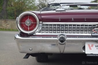 Ford Galaxie 500XL - 8