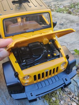Bruder Auto Jeep Wrangler Rubicon - 8