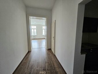 Pronájem kanceláře 62 m2 v centru města s výtahem - 8