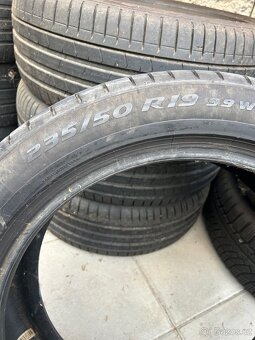 prodam 4 ks pneu 235/50/19 Pirelli - 8