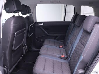 Volkswagen Touran 2,0 TDI 110kW DSG LED Navi DPH (2019) - 8