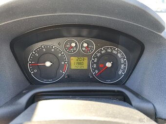 Prodám Ford Fusion 1.4 16v 59kw 2009 142tkm - 8
