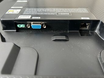 2x Samsung DM32E, FHD - 8