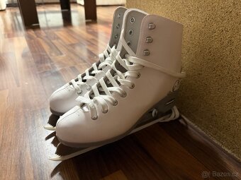 Dámské lední brusle Bladerunner velikost 38 - 8