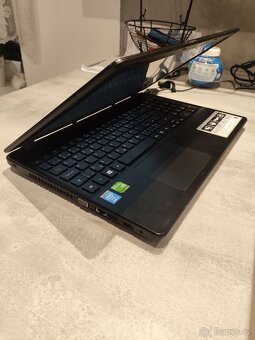 Herní notebook Acer  v pěkném stavu volný do smazání - 8