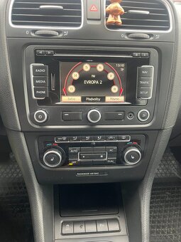 Volkswagen Golf 1.6TDi - 8