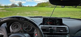 BMW M240 xDrive - 8