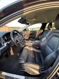 Volvo V60 D4 Geartronic, 140kW, kožený interiér - 8