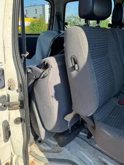 Toyota Hiace - 8