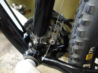 Horské kolo Specialized - 8