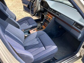 Mercedes W124 200 - 8