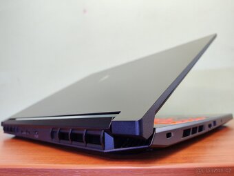 Nitro v16,DDR5-32gb,RTX-4060-8gb-Mux,R7-8845hs,NOVÝ - 8