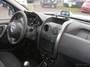 DACIA DUSTER 1.5 DCI,4x4,ABS,ESP,KLIMA,TAŽNÉ ZAŘÍZENÍ - 8