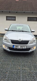 Škoda Fabia II Facelift combi1.2 TSI, stříbrná metalíza - 8