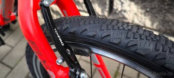 Dětské kolo Superior F.L.Y. 20 + stojánek - 8