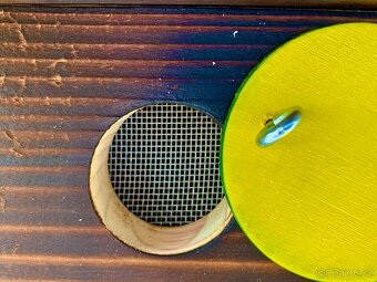 Čmelín - domek pro čmeláky - 8